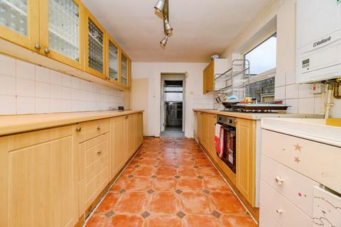 3 bedroom end of terrace house for sale, Albert Road, Luton, Bedfordshire, LU1