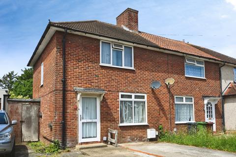 3 bedroom end of terrace house for sale, Cartwright Road, Dagenham, Essex, RM9