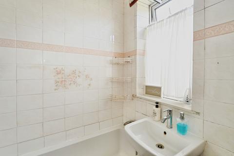 3 bedroom end of terrace house for sale, Cartwright Road, Dagenham, Essex, RM9