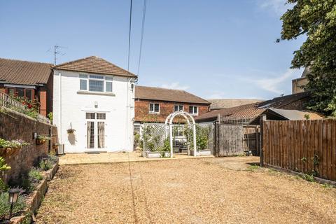6 bedroom detached house for sale, Cardington Road, Bedford