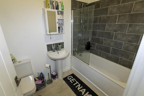 2 bedroom flat for sale, Horsehay Court, Horsehay TF4