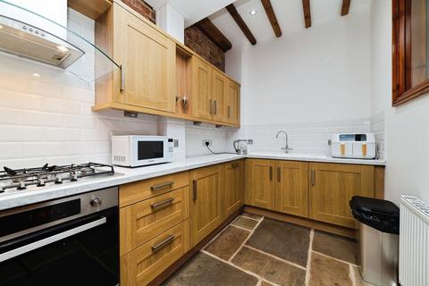 3 bedroom barn conversion for sale, Enholmes Lane, Patrington, Hull
