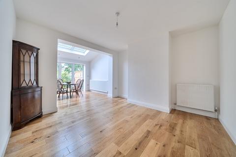 3 bedroom semi-detached house for sale, Hollin Mount, Weetwood