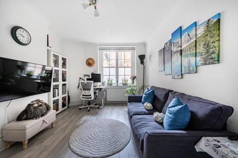 1 bedroom apartment for sale, Grove End Road, London