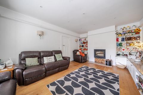 4 bedroom detached house for sale, New Inn Lane, Surrey GU4