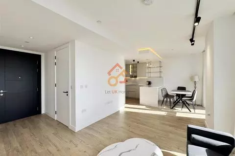 2 bedroom flat to rent – pohled 5