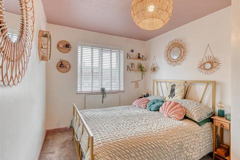 2 bedroom terraced house for sale, 2 Monks Court, Bridgnorth