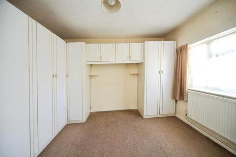 1 bedroom cluster house for sale, Howard Close, Luton