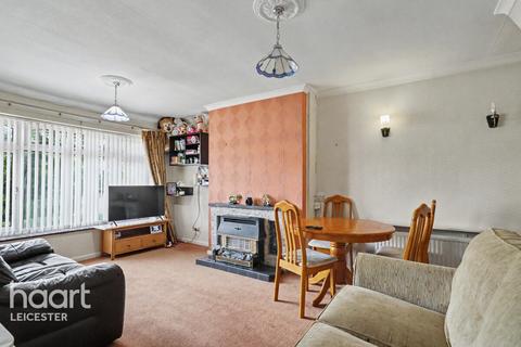 3 bedroom semi-detached house for sale, Cheshire Gardens, Leicester