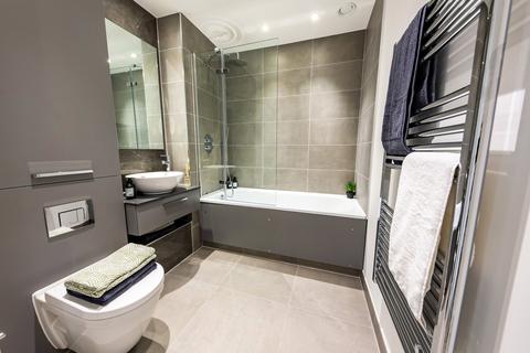 undefined, The Lock, Greenford Quay, Greenford, UB6