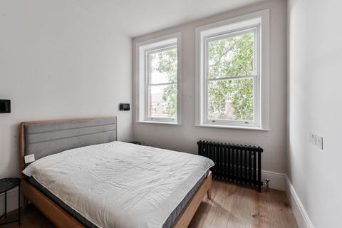 2 bedroom flat to rent, Upper Street, Islington, London, N1