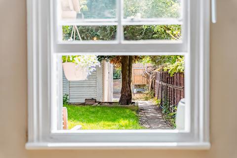 2 bedroom cottage for sale, Watery Lane, London, SW20