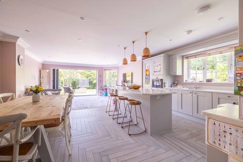 4 bedroom semi-detached house for sale, Poyle Lane, Burnham SL1