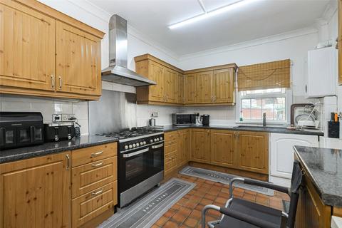 3 bedroom end of terrace house for sale, Purrett Road, Plumstead SE18