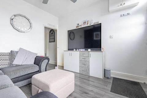 2 bedroom terraced house for sale, School Road, Lowestoft