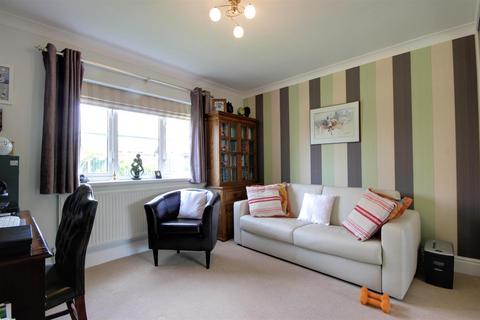 4 bedroom detached bungalow for sale, Northfield Close, South Cave, Brough