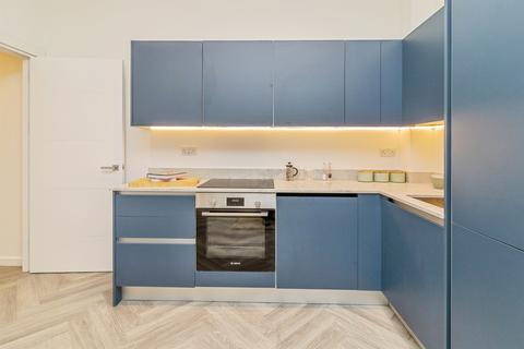 2 bedroom apartment for sale, Caldecotte Lake Drive, Caldecotte, Milton Keynes
