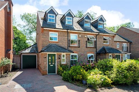 3 bedroom townhouse for sale, Twiss Square, Winchester, United Kingdom, SO23