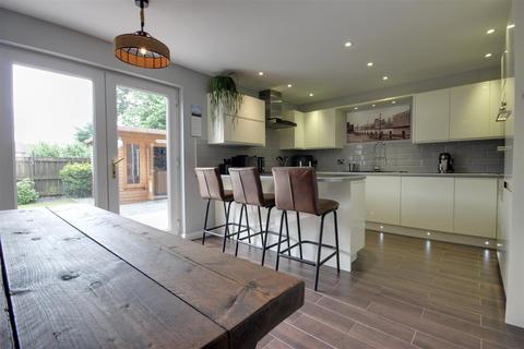 4 bedroom detached house for sale, Curlew, Beverley