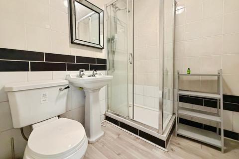 1 bedroom apartment for sale, Ambleside Walk, Uxbridge