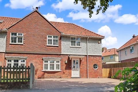 3 bedroom end of terrace house for sale, Drayton Road, Norwich