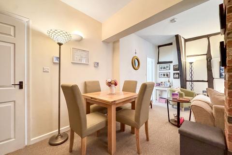 1 bedroom flat for sale, Post Office Lane, Wantage, OX12