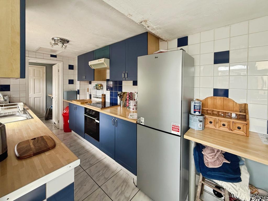 2 bedroom terraced house to rent
