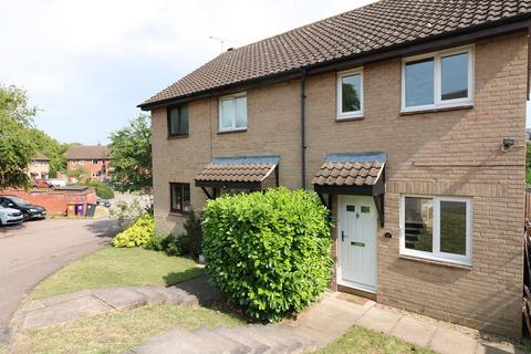 2 bedroom semi-detached house to rent, The Paddocks, Codicote, SG4