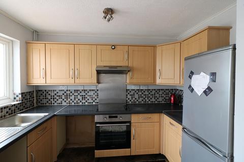 2 bedroom semi-detached house to rent, The Paddocks, Codicote, SG4