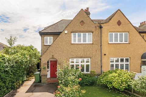 4 bedroom semi-detached house for sale, Senlac Road, London SE12
