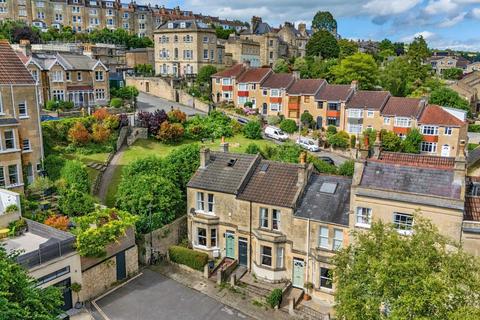 2 bedroom end of terrace house for sale, Hanover Street, Bath BA1
