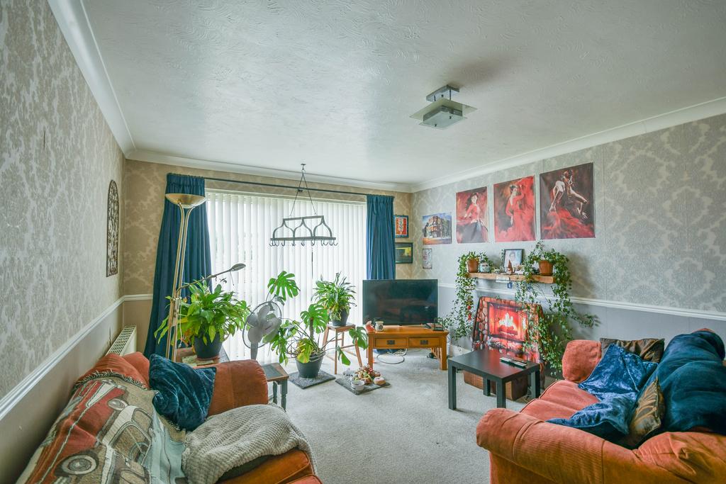Apartment in Newcastle upon Tyne, Woolsington - View 2