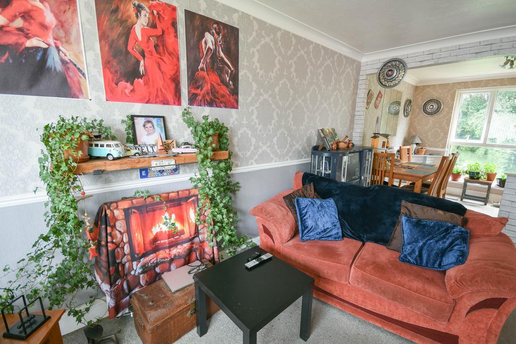Apartment in Newcastle upon Tyne, Woolsington - View 4