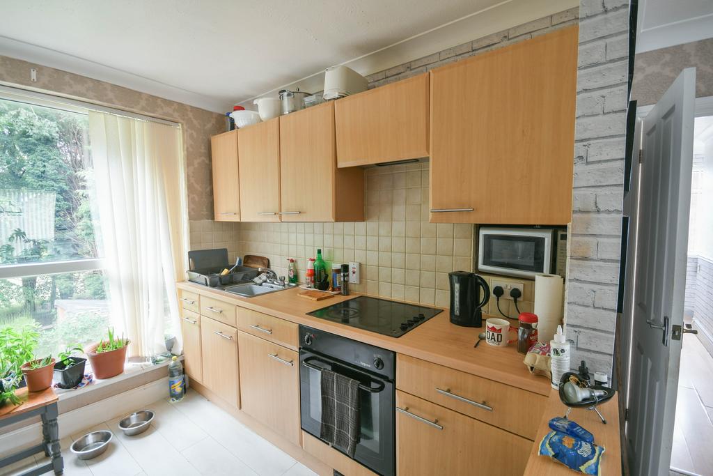 Apartment in Newcastle upon Tyne, Woolsington - View 5