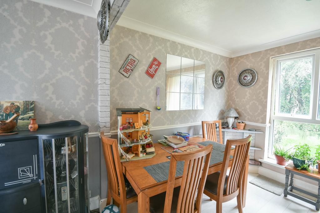 Apartment in Newcastle upon Tyne, Woolsington - More