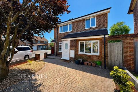Detached house - Damerham Road, Bournemouth, BH8