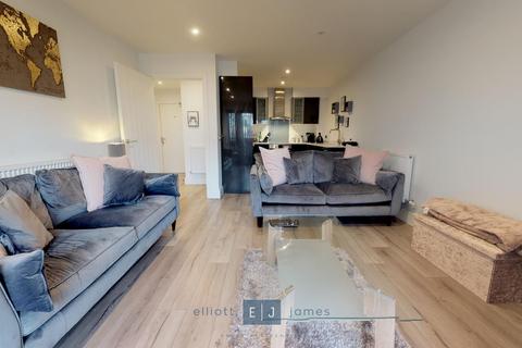 1 bedroom apartment to rent, Lesley Court, Loughton IG10