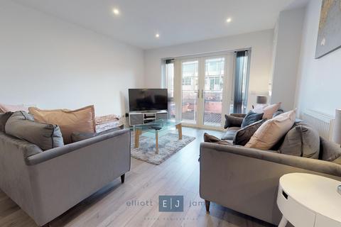 1 bedroom apartment to rent, Lesley Court, Loughton IG10