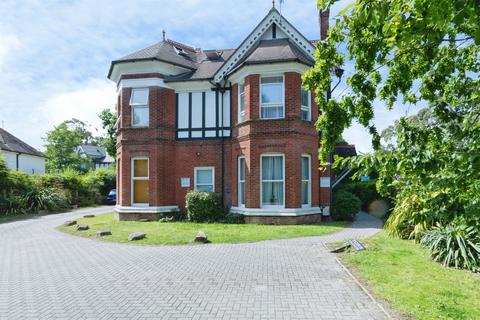 1 bedroom flat for sale, Lansdowne Road, Bournemouth