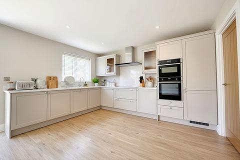 2 bedroom semi-detached bungalow for sale, Leicester Road, Leicester LE10