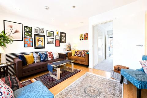 3 bedroom end of terrace house for sale, Tudway Road, London, SE3