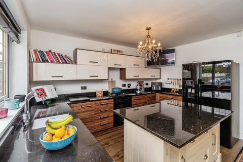 3 bedroom semi-detached house for sale, Charlotte Road, Wednesbury