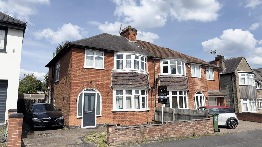 House in Blaby, Braunstone - View 4