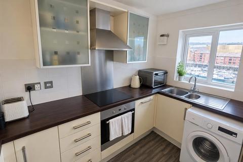 1 bedroom apartment for sale, Abbotsford House, Trawler Road, Marina, Swansea