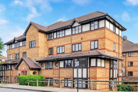 Somerset Gardens, Tottenham, N17