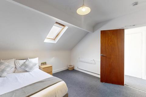1 bedroom in a house share to rent, St Michaels Crescent, Leeds LS6