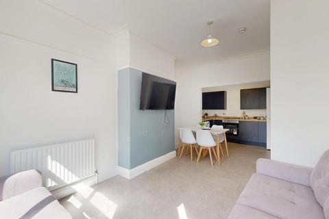 1 bedroom in a house share to rent, St Michaels Crescent, Leeds LS6