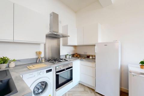 4 bedroom house to rent,  Cardigan Road, Leeds LS6
