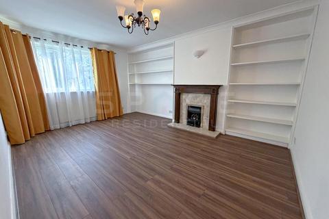 2 bedroom maisonette to rent, Well Presented 2 Double bedroom Garden Maisonette Mill Hill