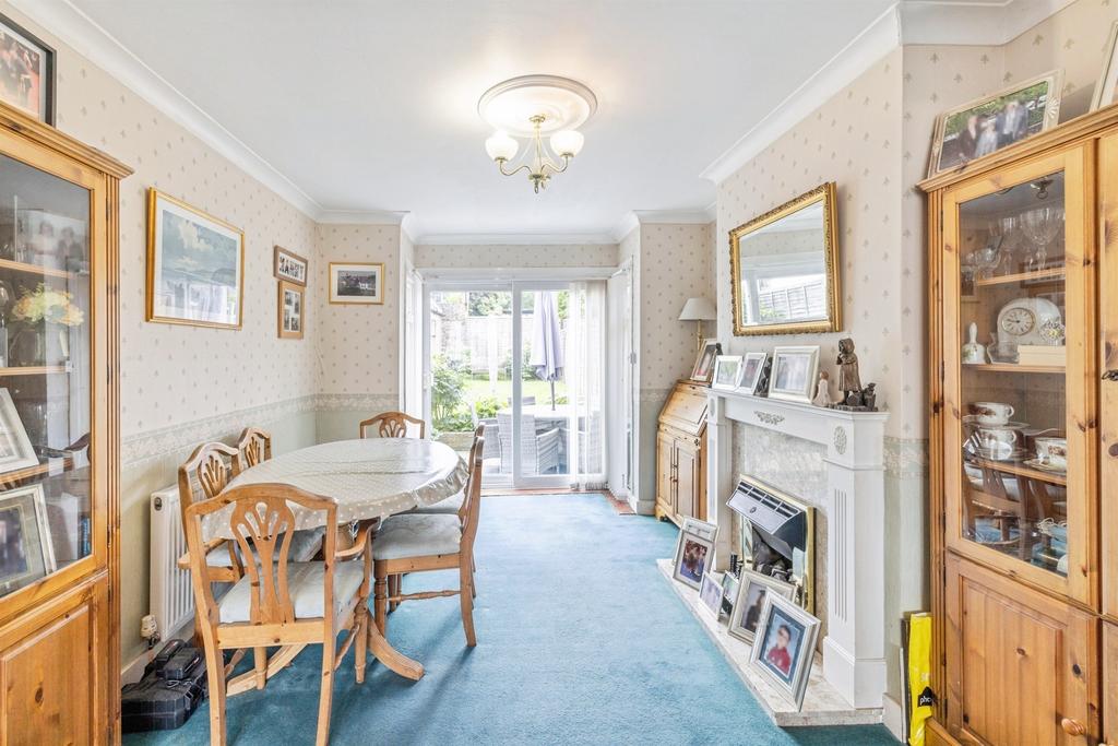 Dining room, fireplace